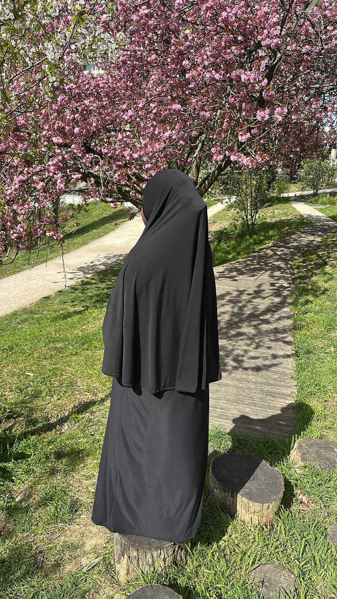 ESSENTIEL SET black