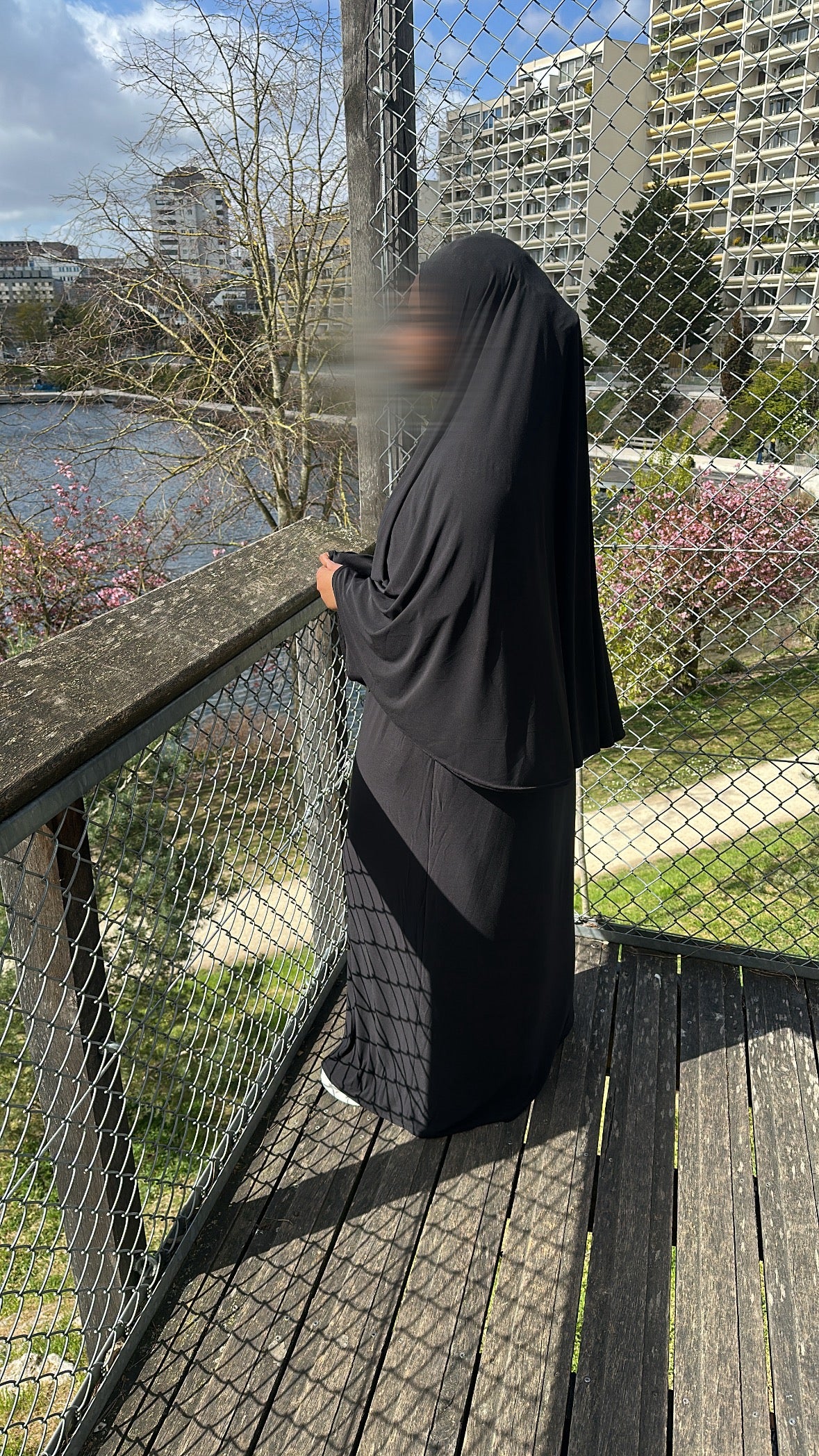 ESSENTIEL SET black